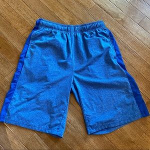 Blue athletic shorts boys size M (8-10) EUC rumi+ryder brand